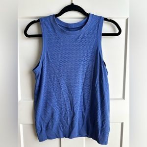 Lululemon Tank size 6